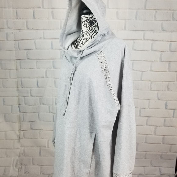 Weekend size 1x long sleeve hoodie lace inset - Picture 9 of 10